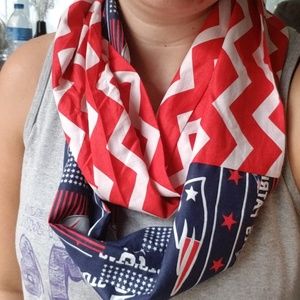 NWOT Patriots infinity scarf